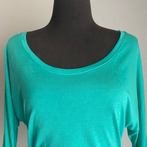 M Fredric sz S green long sleeve scoop top shirt - Picture 2 of 9